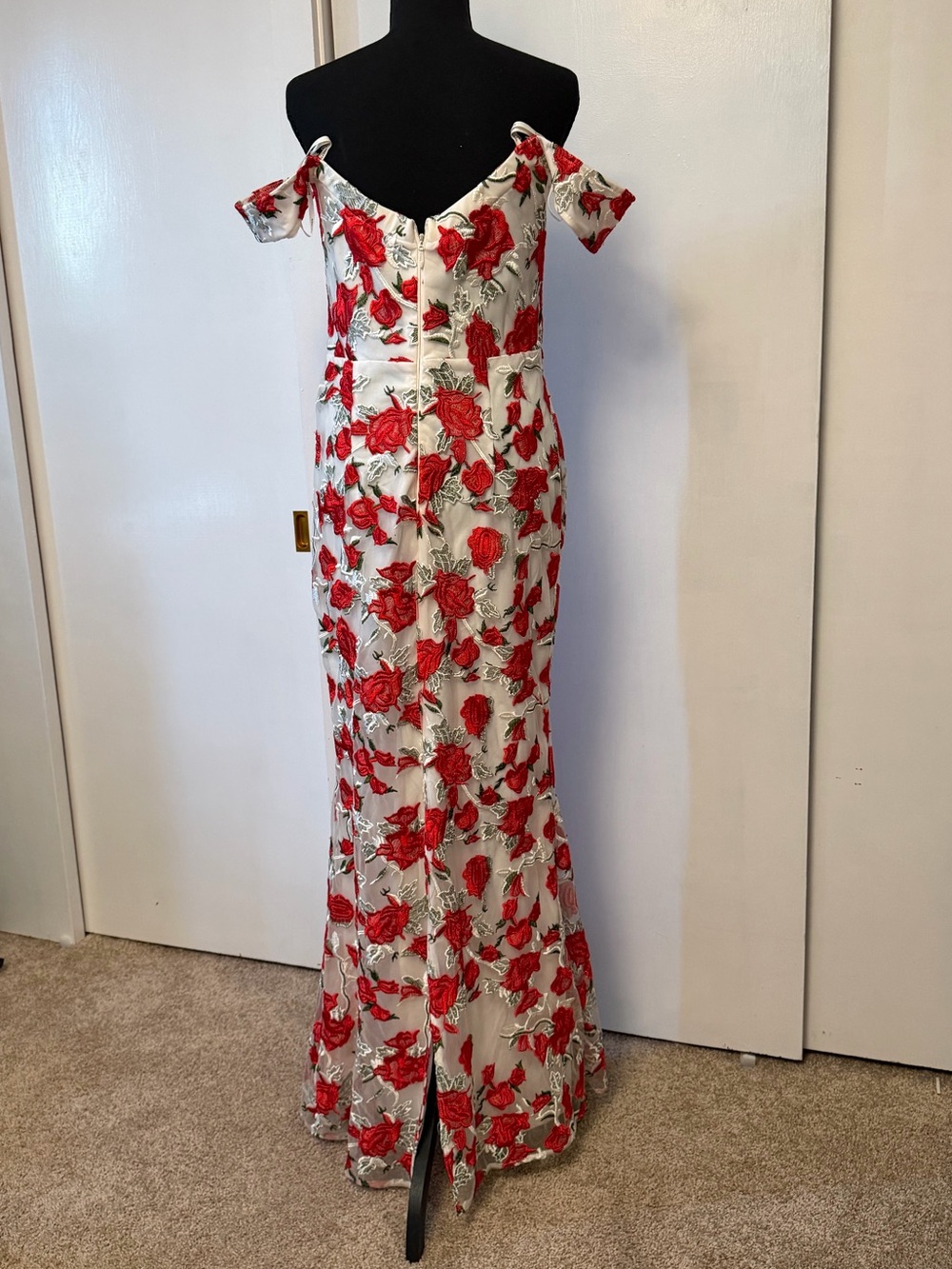 Soieblu Floral Off-Shoulder Gown with Red Rose Embellishments - Picture 4 of 12